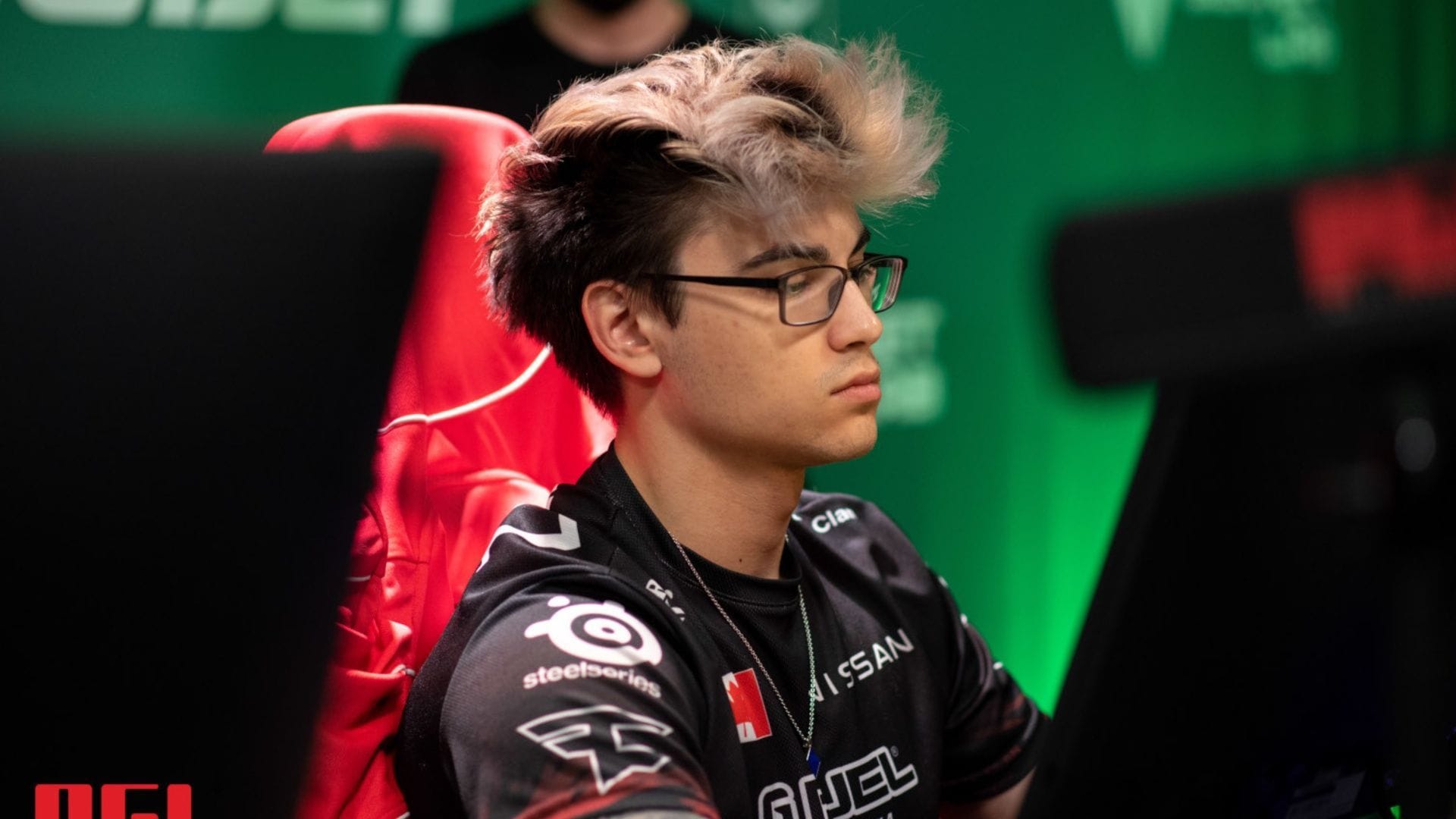 1920x1080 Twistzz CS:GO settings: Crosshair, configuration, keybinds, sensitivity, and more