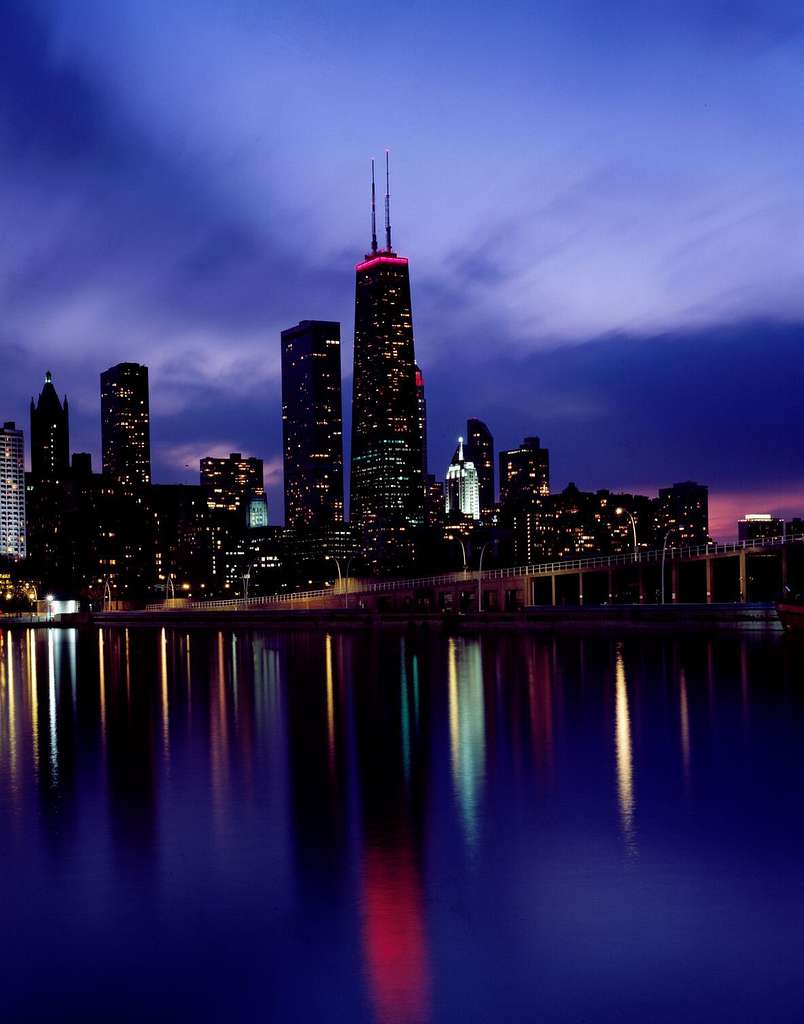 804x1024 Skyline at dusk, dominated by Willis Tower, long known as