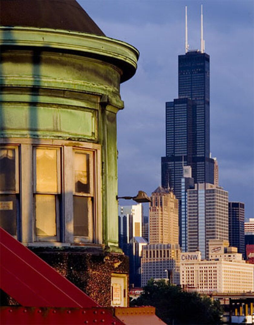 840x1075 Willis Tower celebrated in new photo exhibit