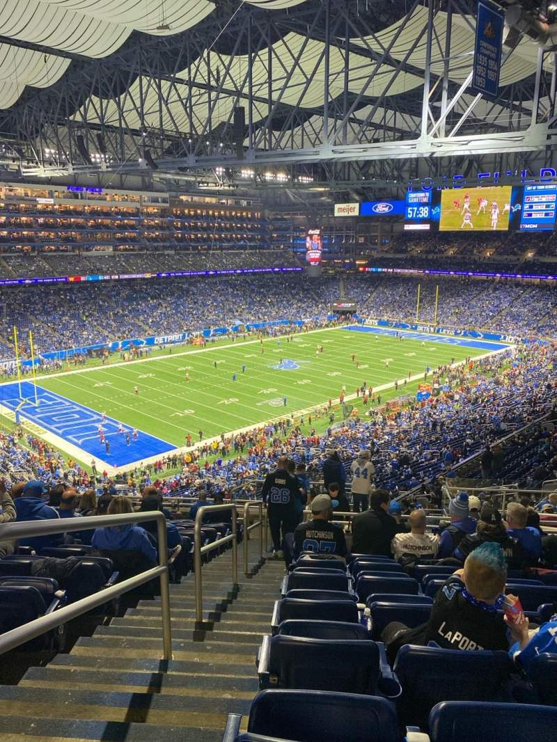 800x1066 Ford Field Section 325 Row 15 Seat 1