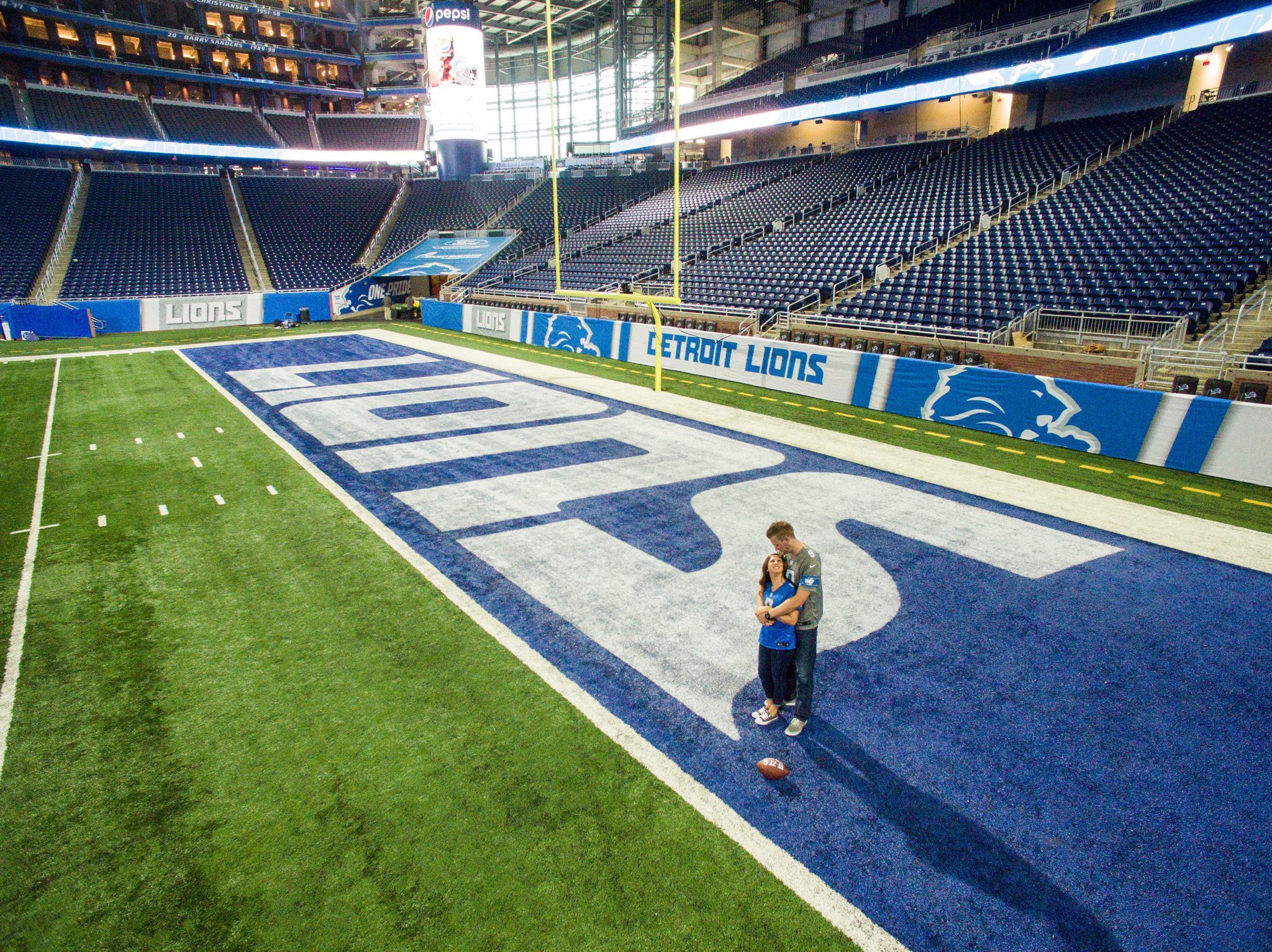 2048x1533 Detroit Lions Ford Field Engagement Session Weitzel Photography