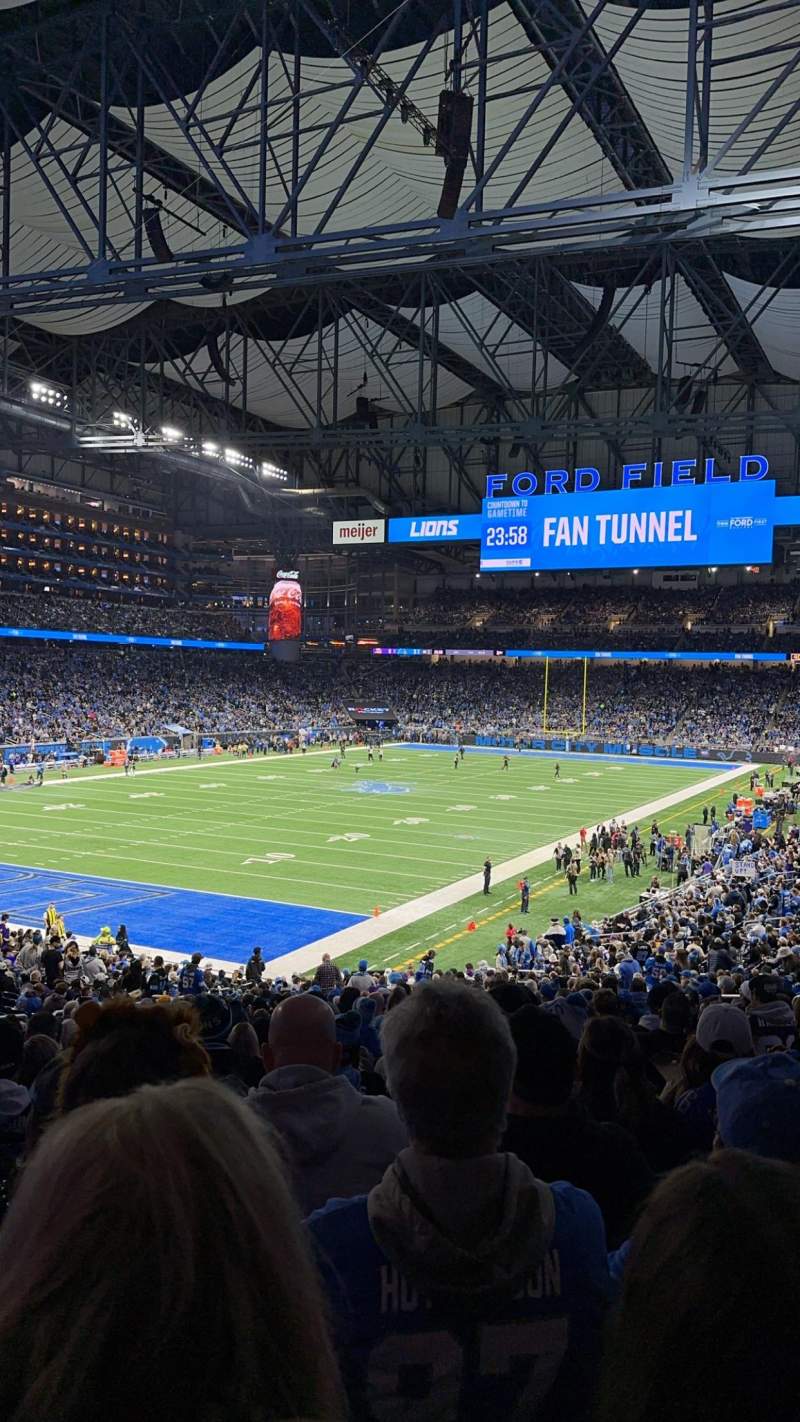 800x1422 Ford Field Section 120 Row 31 Seat 15