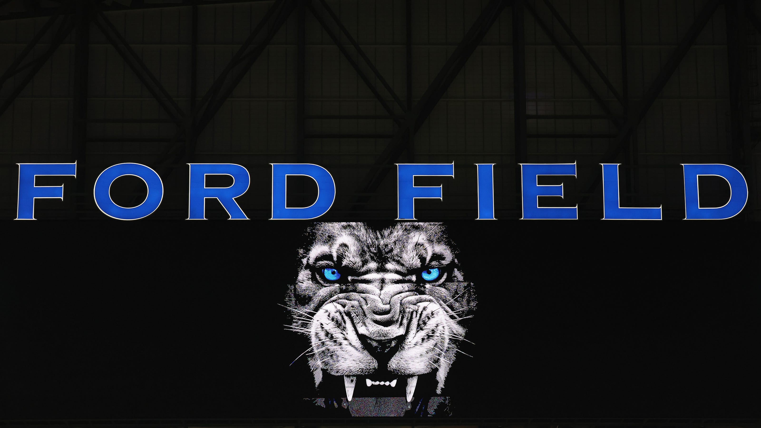 3200x1801 Lions raise the 2023 NFC North banner in Ford Field