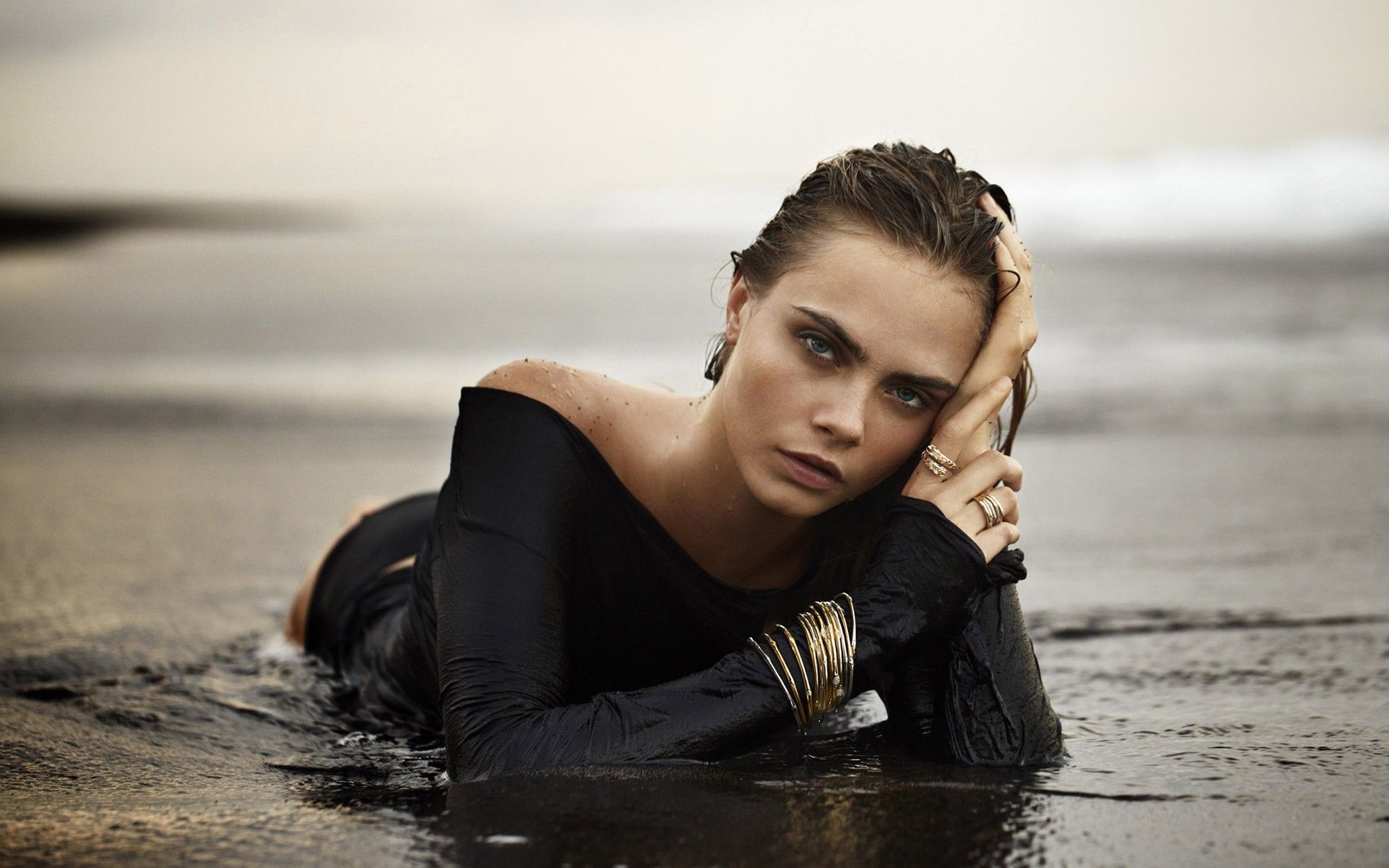 2000x1250 Cara Delevingne, Model, Brunette, Wet Clothing, Wet Body, Beach, Women, Face, Celebrity, Sea Wallpaper HD / Desktop and Mobile Background