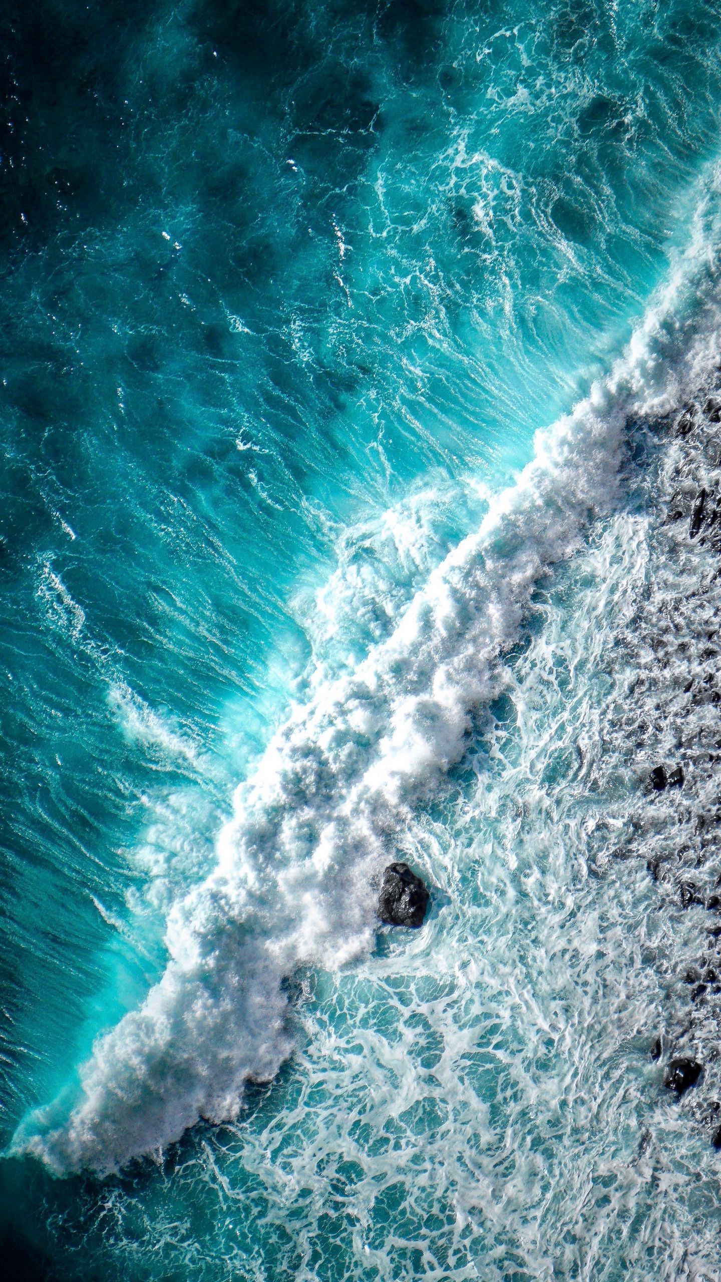 1440x2560 Download wallpaper 1440x2560 ocean, wave, foam, surf, aerial view, water qhd samsung galaxy s s edge, note, lg g4 HD background