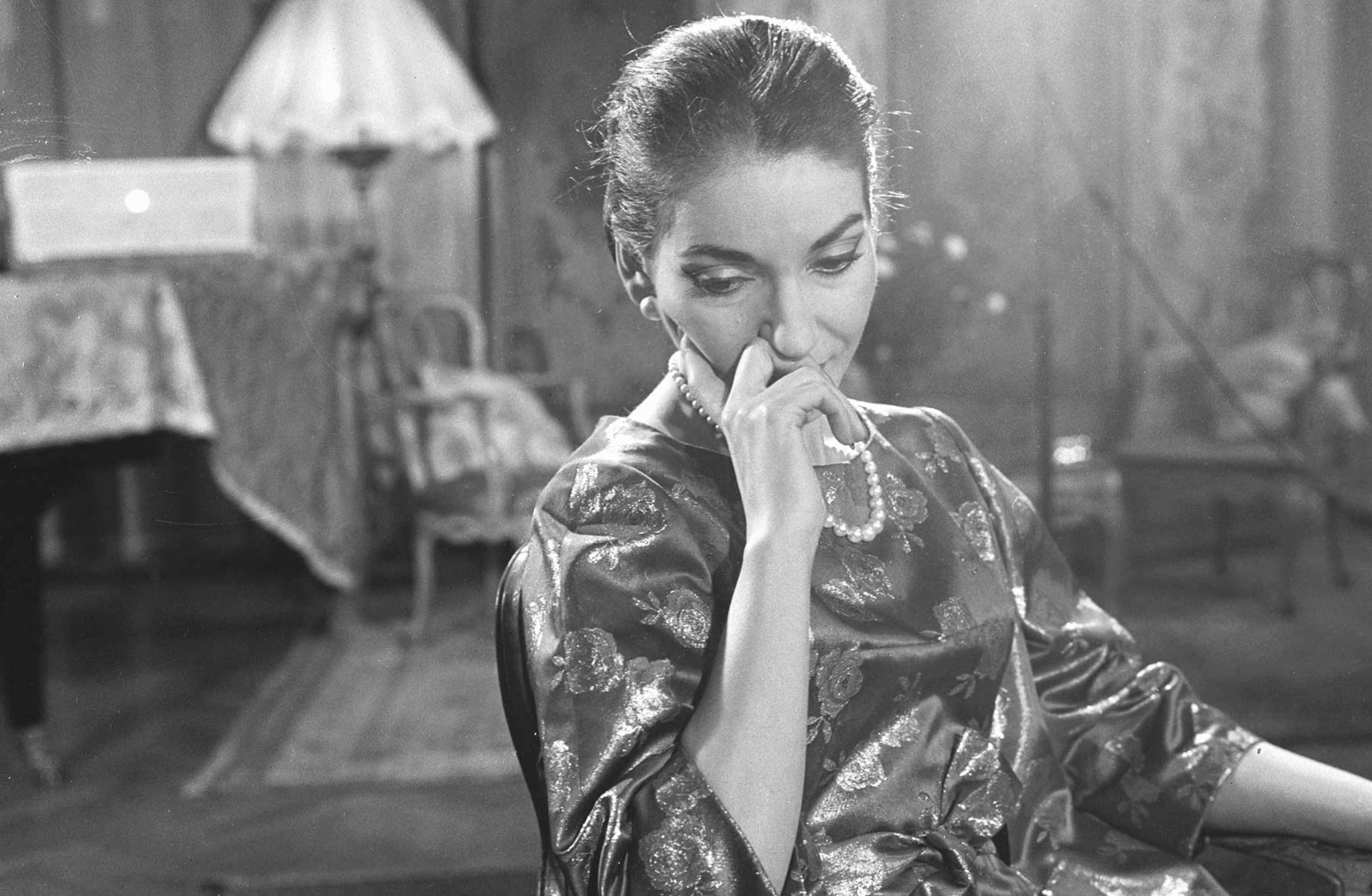 3840x2509 Why Did Maria Callas Lose Her Voice?