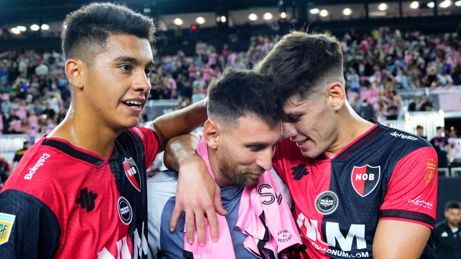 1920x1080 VIDEO: Lionel Messi Swarmed! Post Game Scramble For Photo With Argentine Icon Following Emotional Friendly Date For Inter Miami Superstar With First Club Newell's Old Boys. Goal.com US
