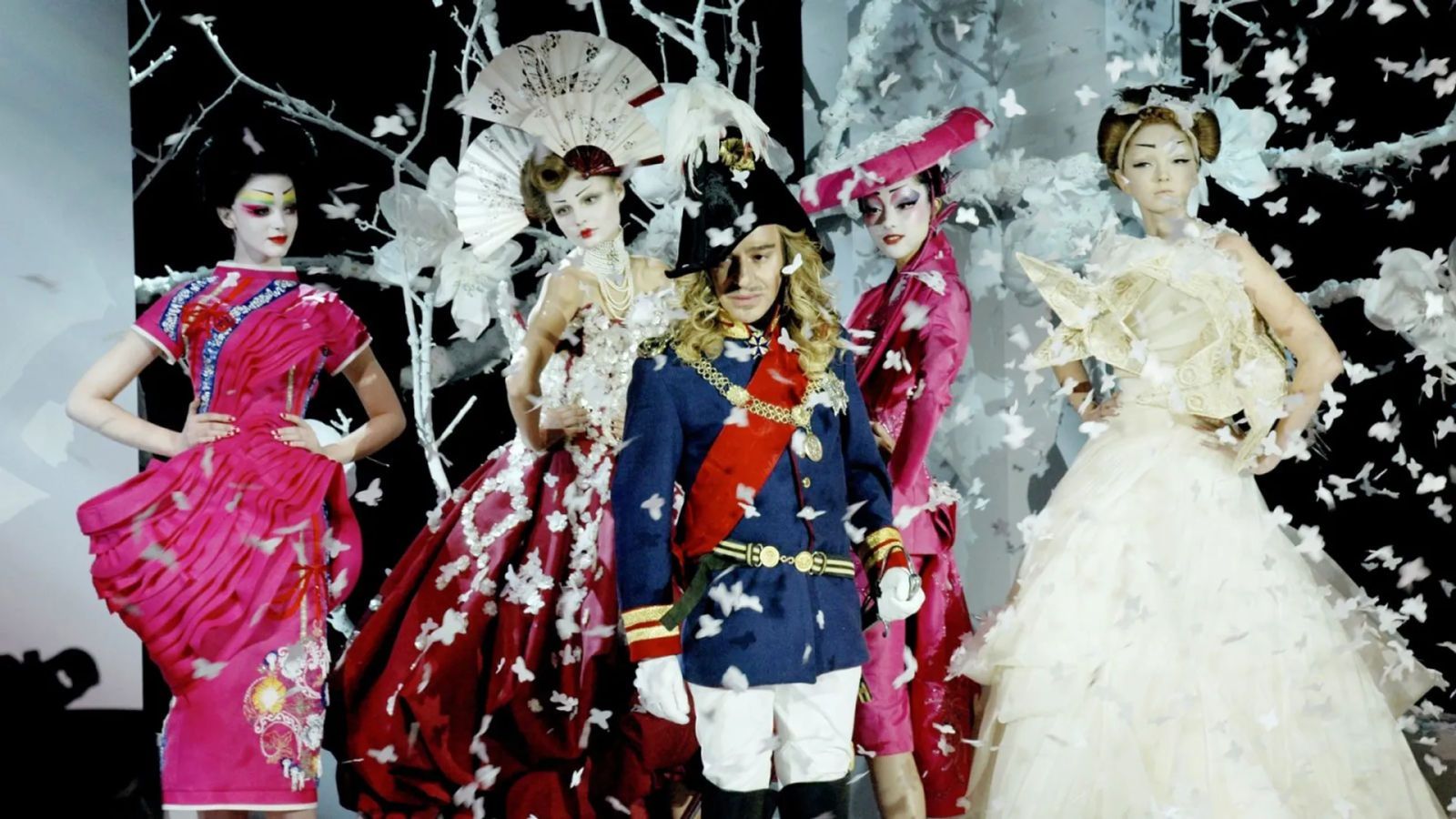 1600x900 John Galliano: Resurrection and Comeback?