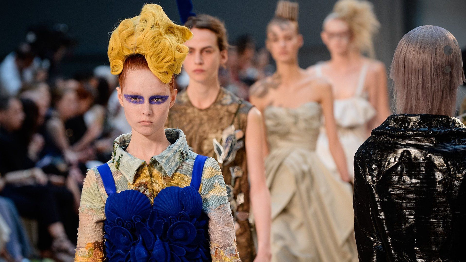 1920x1080 John Galliano dressed men up in ladies' couture and it was beautiful