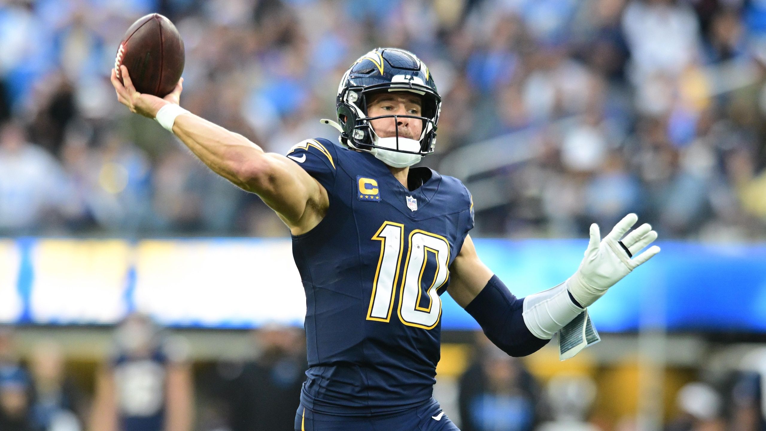 2560x1440 Best There Ever Was, ' Jim Harbaugh Hypes Justin Herbert After Chargers Loss to Texans