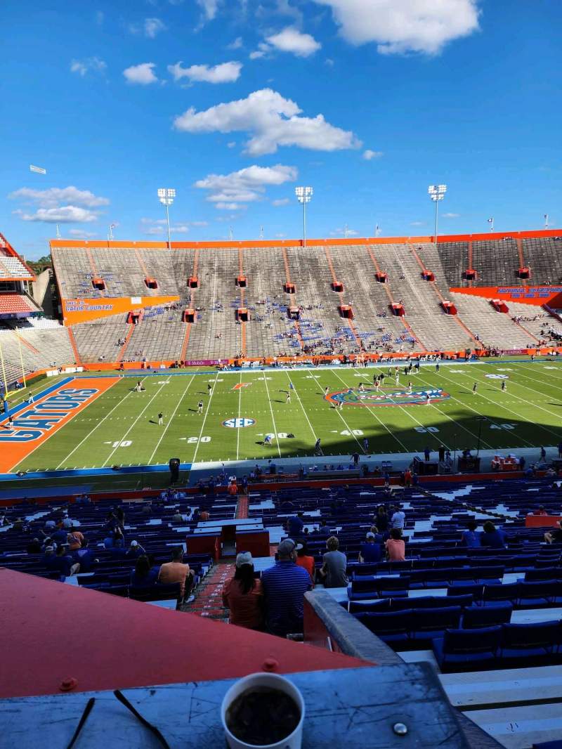 800x1066 Ben Hill Griffin Stadium, section home of Florida Gators