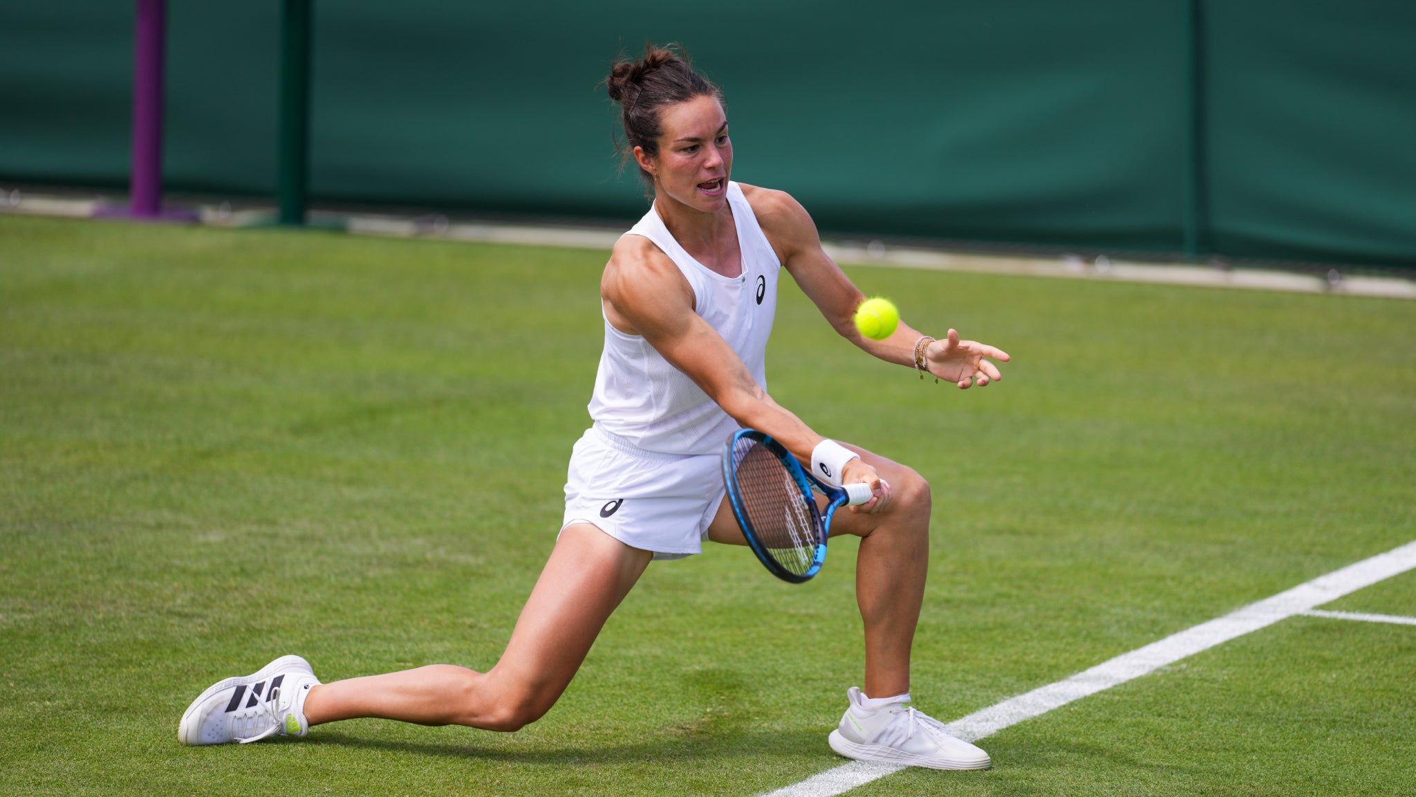 2048x1152 Sponsors, Staff, Notoriété. Ce Qui A Changé (ou Pas) Pour Loïs Boisson Depuis Roland Garros