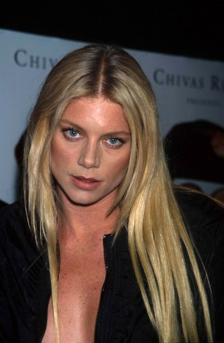 736x1124 La femme nikita ideas. peta wilson nikita, la femme nikita michael and nikita, peta wilson 90s