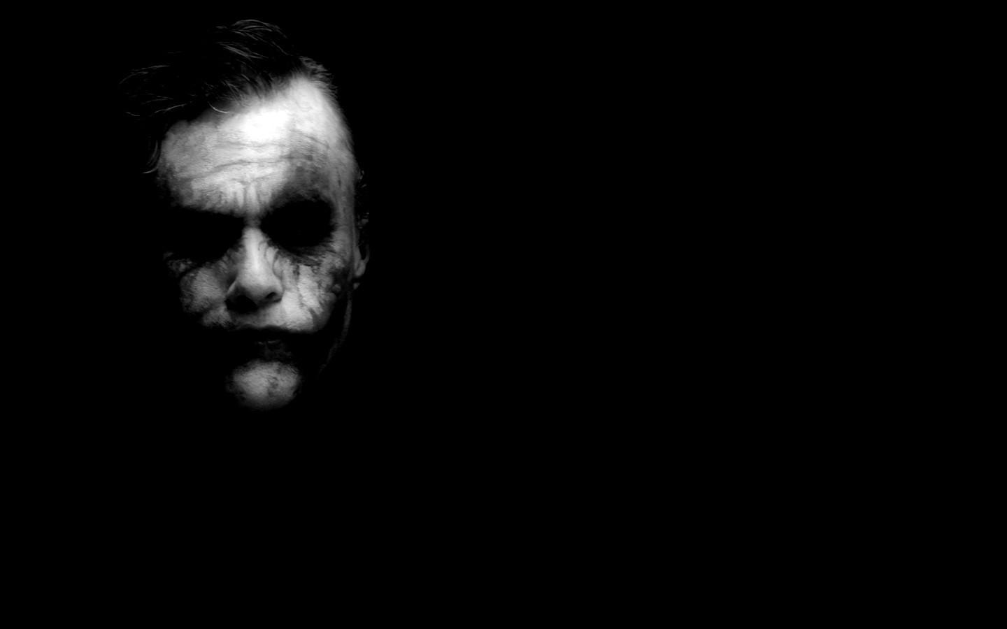 1440x900 Black And White Movie Wallpaper