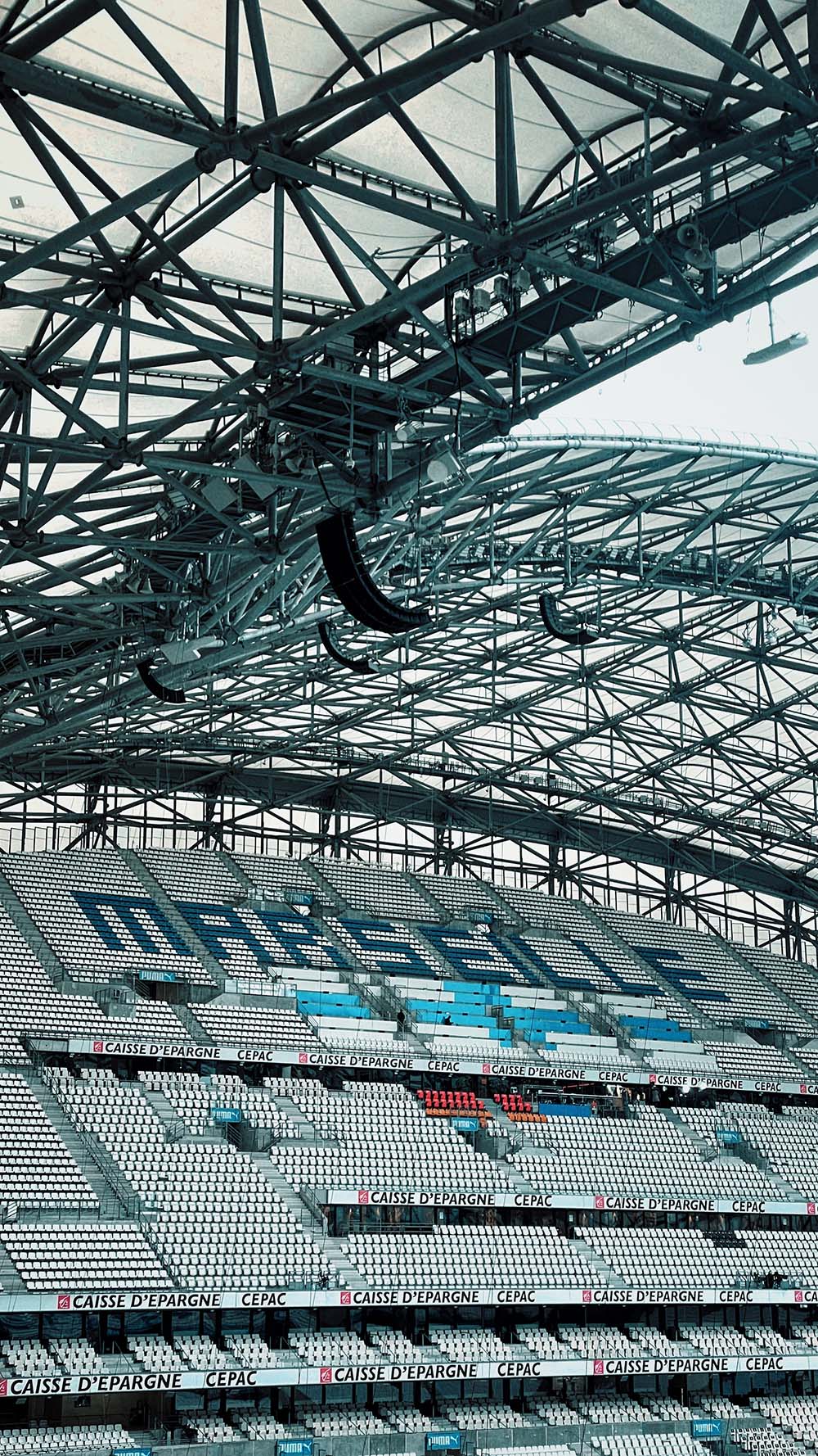 1000x1778 Pictorial: An Afternoon in Marseille, the Perfect Football City