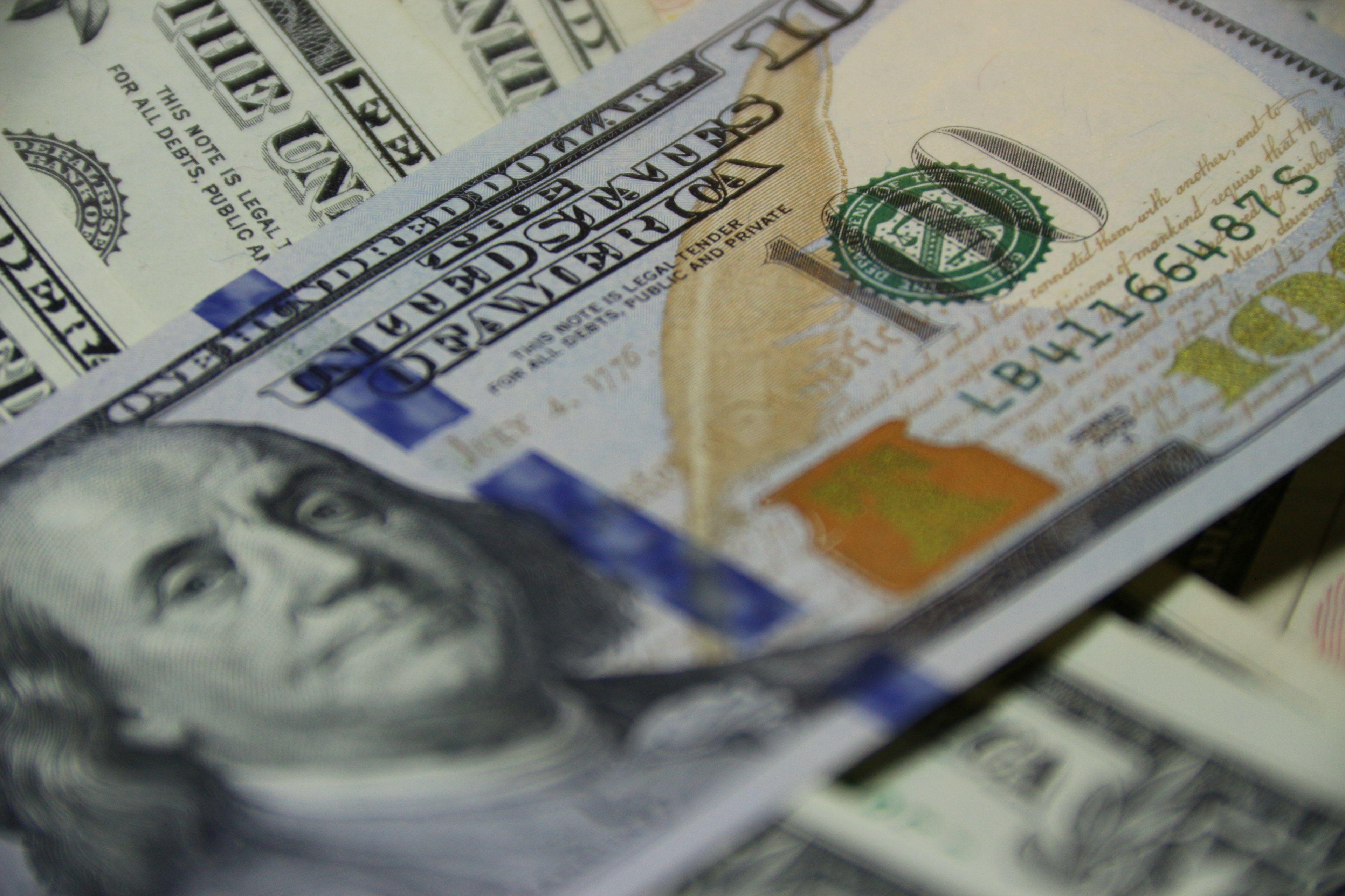 3840x2560 Investing Desktop Wallpaper on .