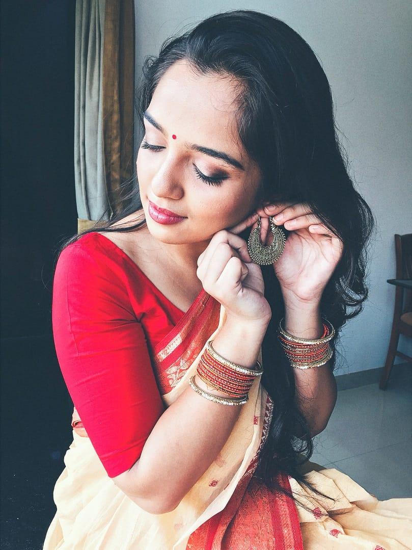809x1079 Ahsaas Channa