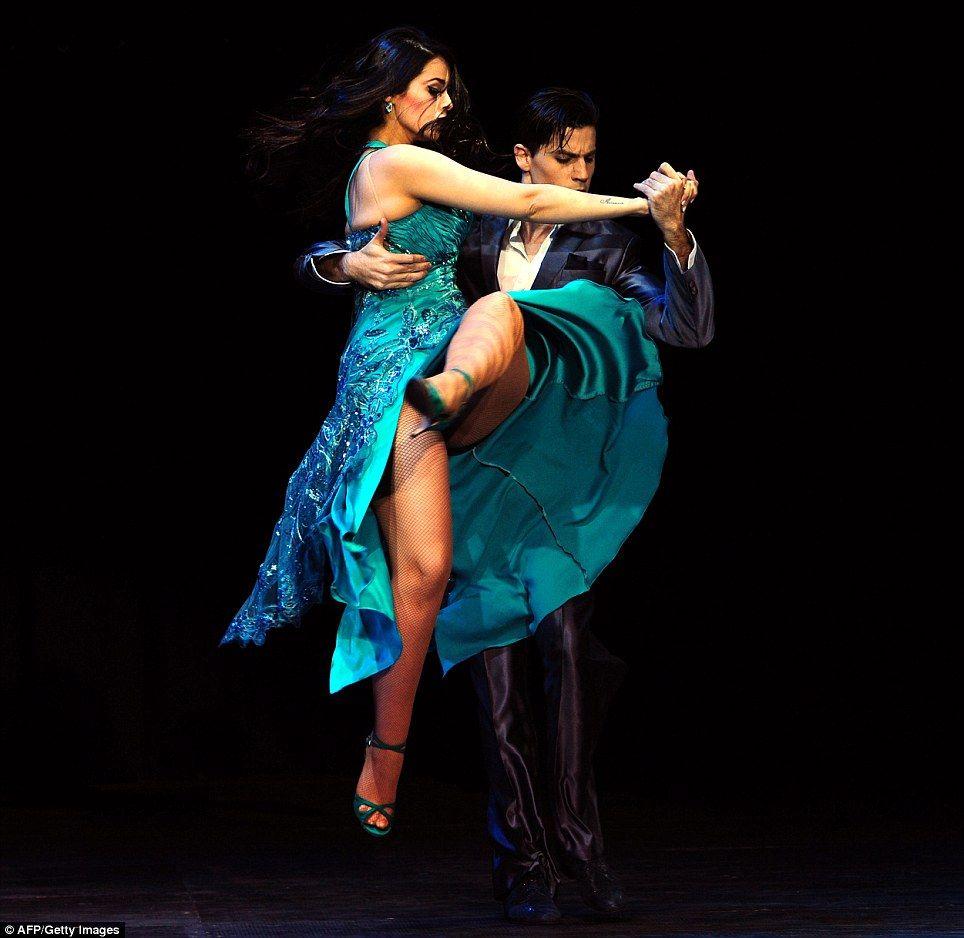 964x938 World Championship of Tango in Buenos .dailymail.co.uk