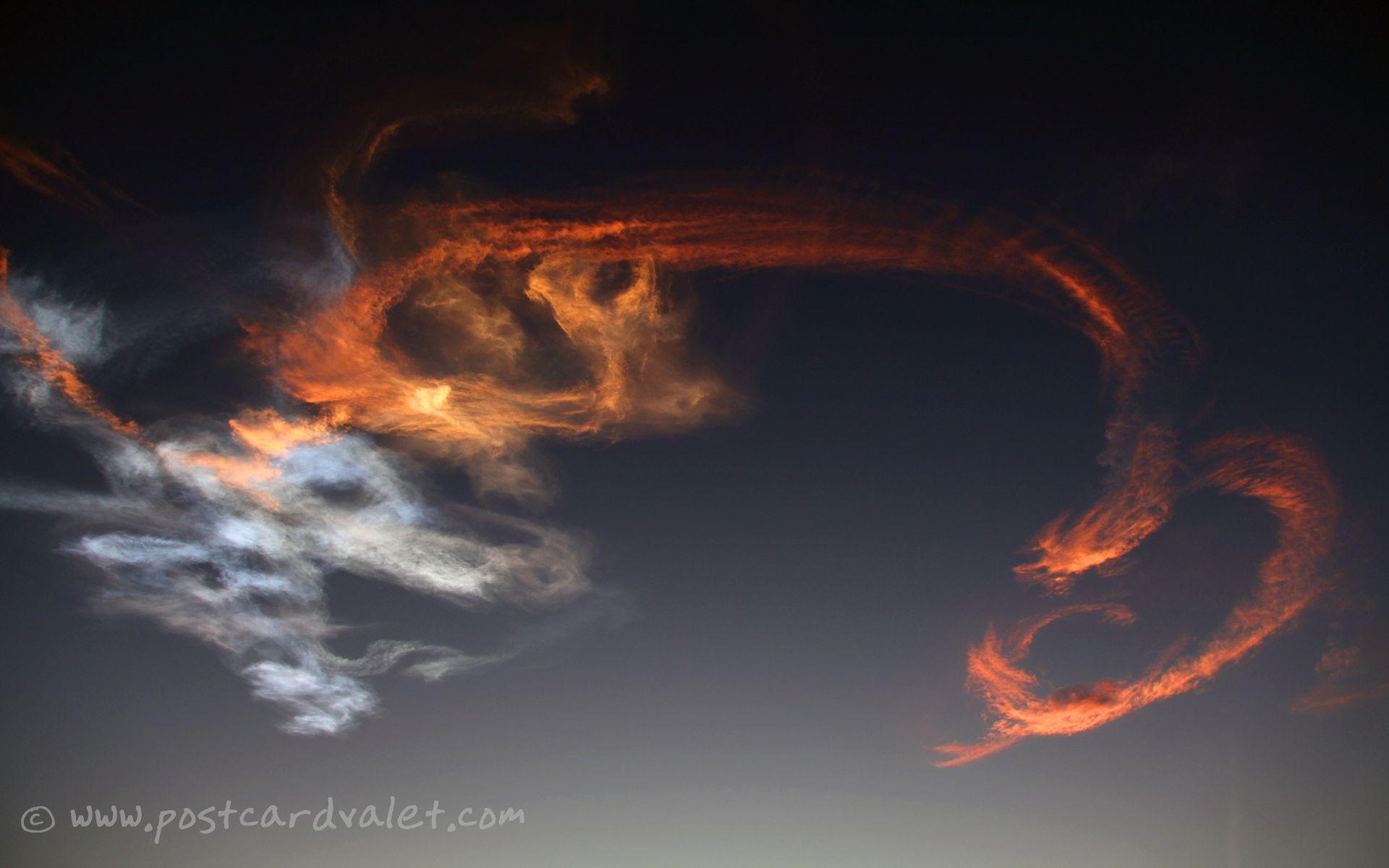 1920x1200 Space Shuttle Exhaust
