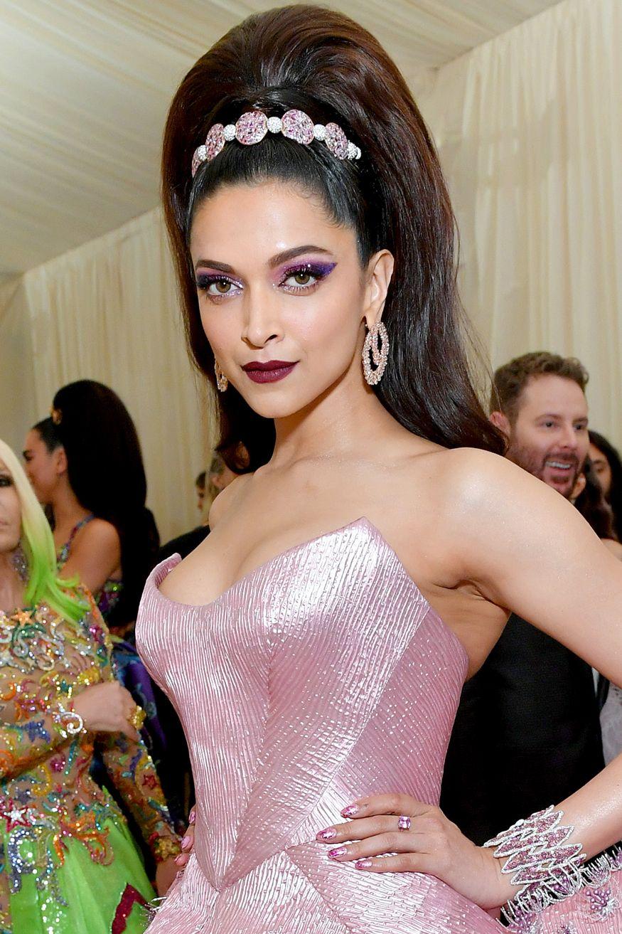 875x1313 Met Gala