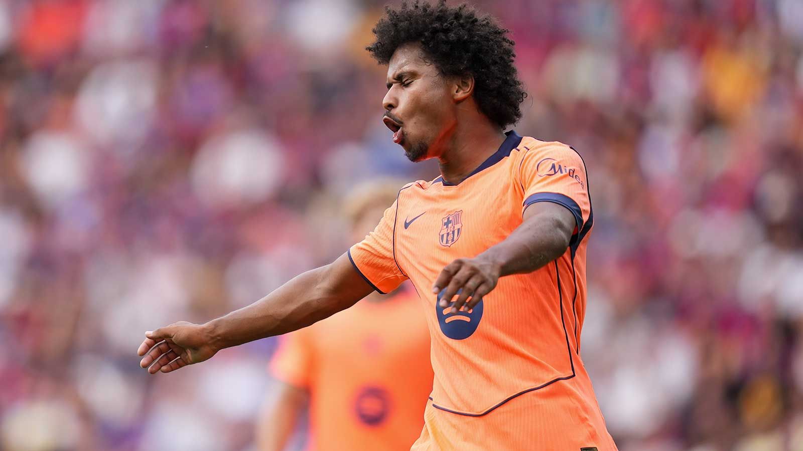 1600x900 Star of the evening! Karim Adeyemi showered with praise after goalscoring debut for Barcelona
