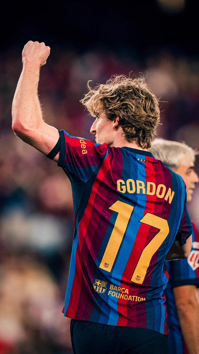 675x1200 Football Wallpaper. والپیپر فوتبالی on X: └