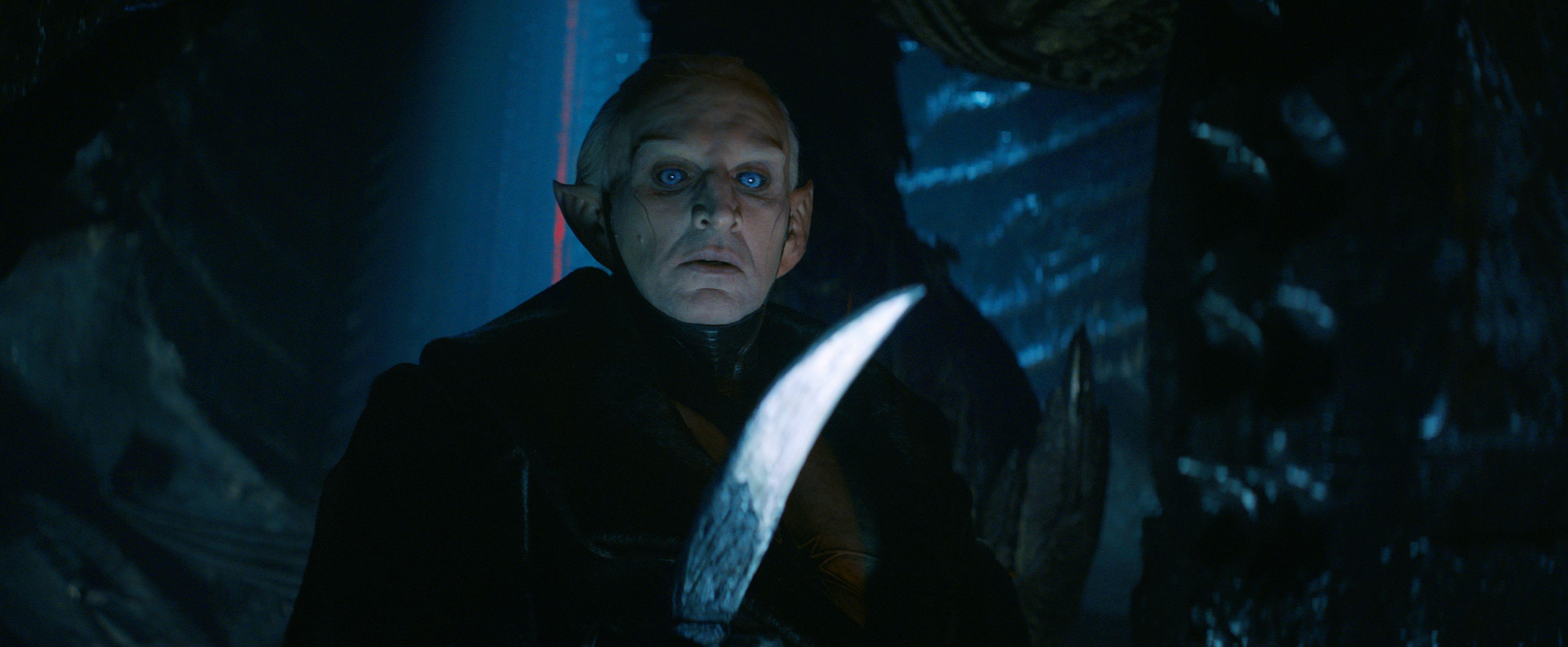 4551x1877 Thor: The Dark World Arrives .