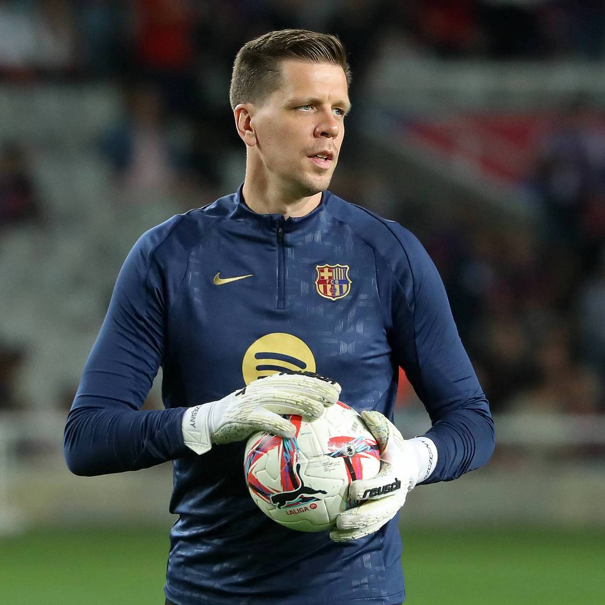1200x1200 When Will Wojciech Szczesny Make His Debut for Barcelona?