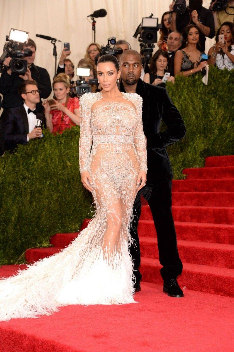 798x1200 Kim Kardashian Kanye Weast at Met Gala .picscelb.