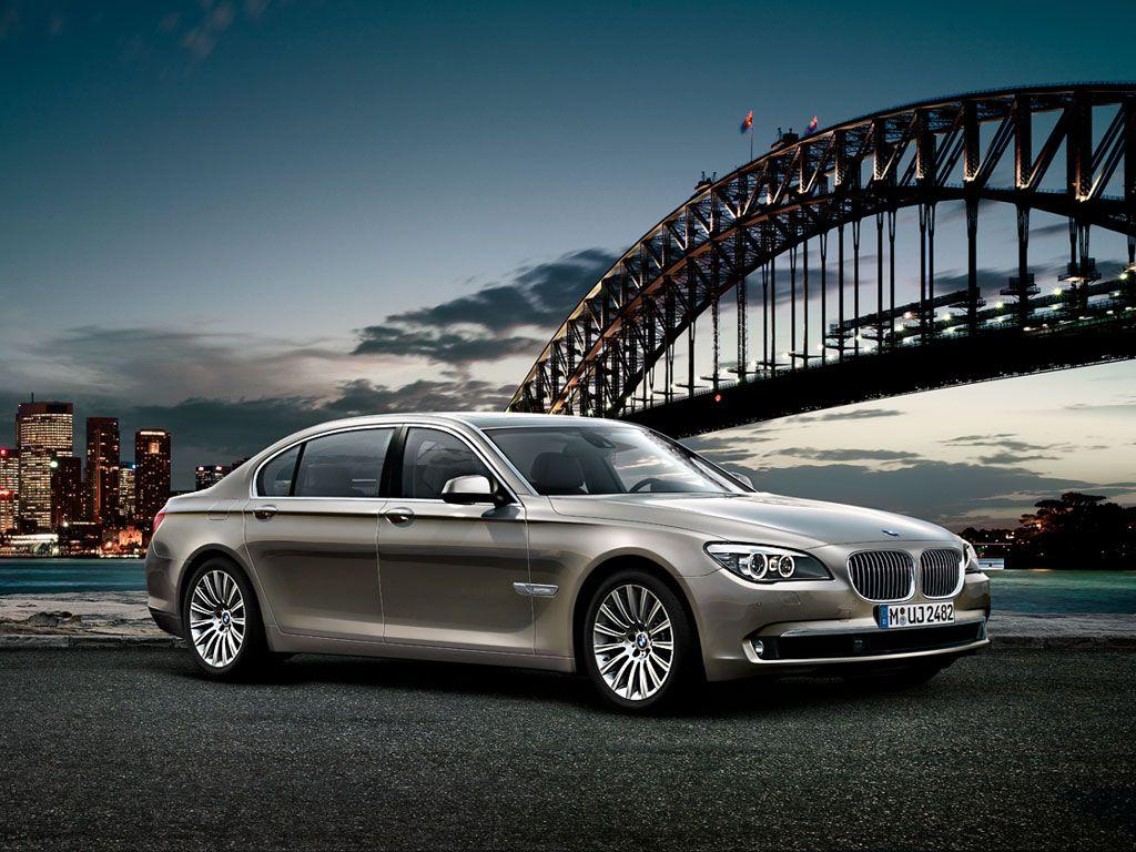 1024x768 BMW 7 Series Sedan Wallpaper .
