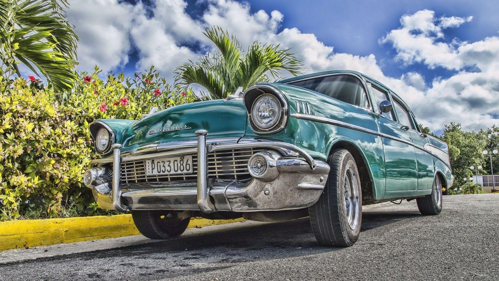 1600x900 Download 1600x900 Vintage Cars, Green .