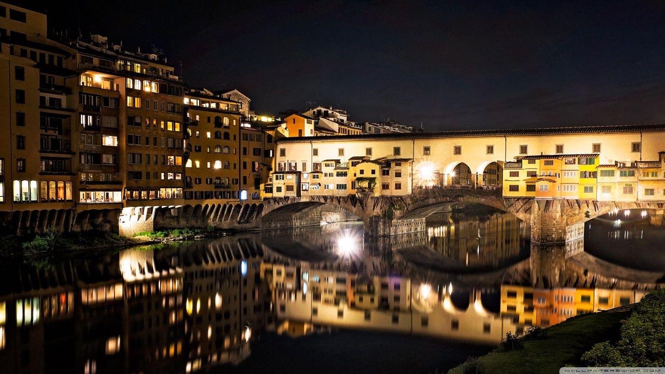 1366x768 Ponte Vecchio at night, Florence, Italy .