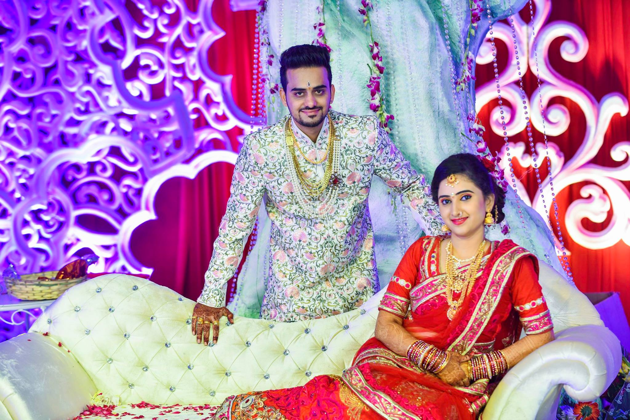 2048x1365 Indian Wedding Couple Wallpaper HD .