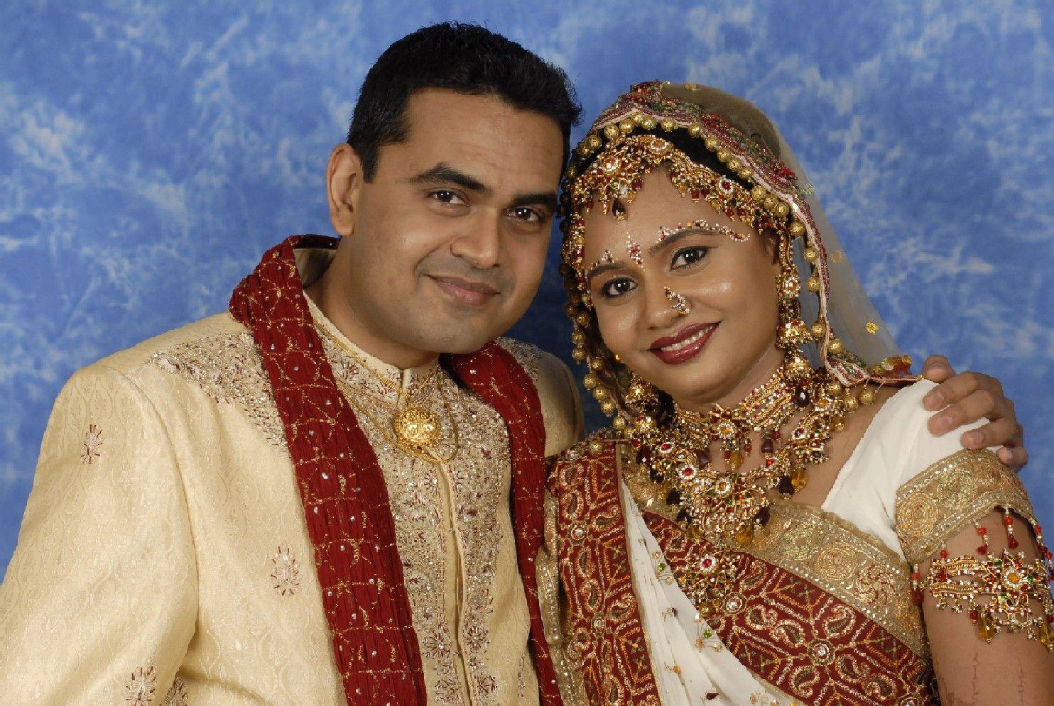 1484x995 Indian Couple Wallpaper .