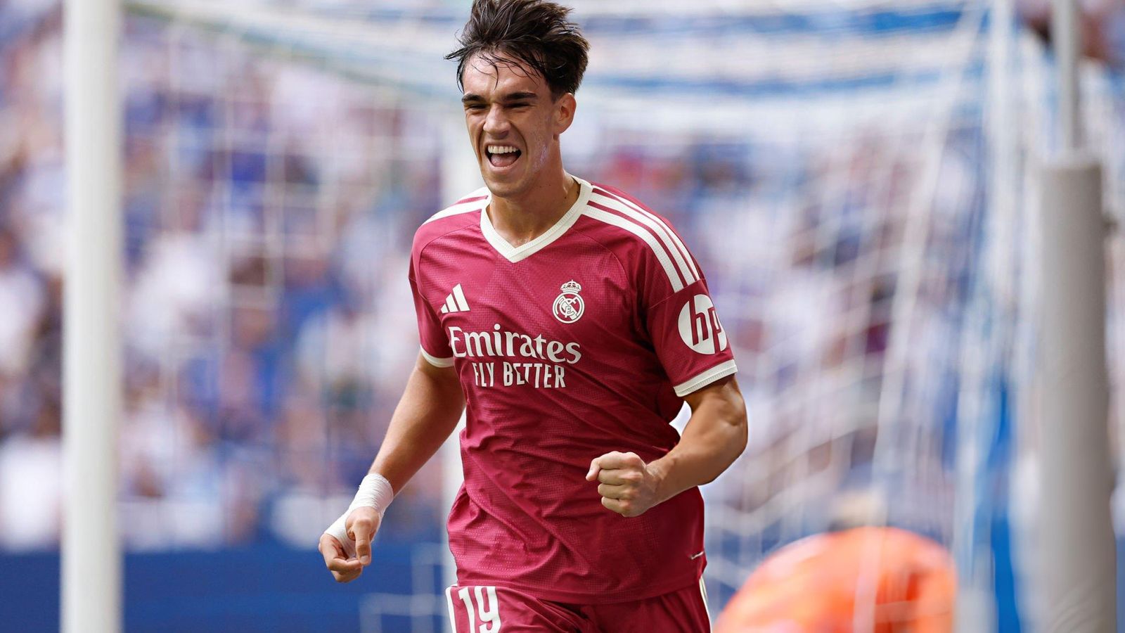 1600x900 Carlos Espí Keeps Scoring and Making His Case at Real Madrid