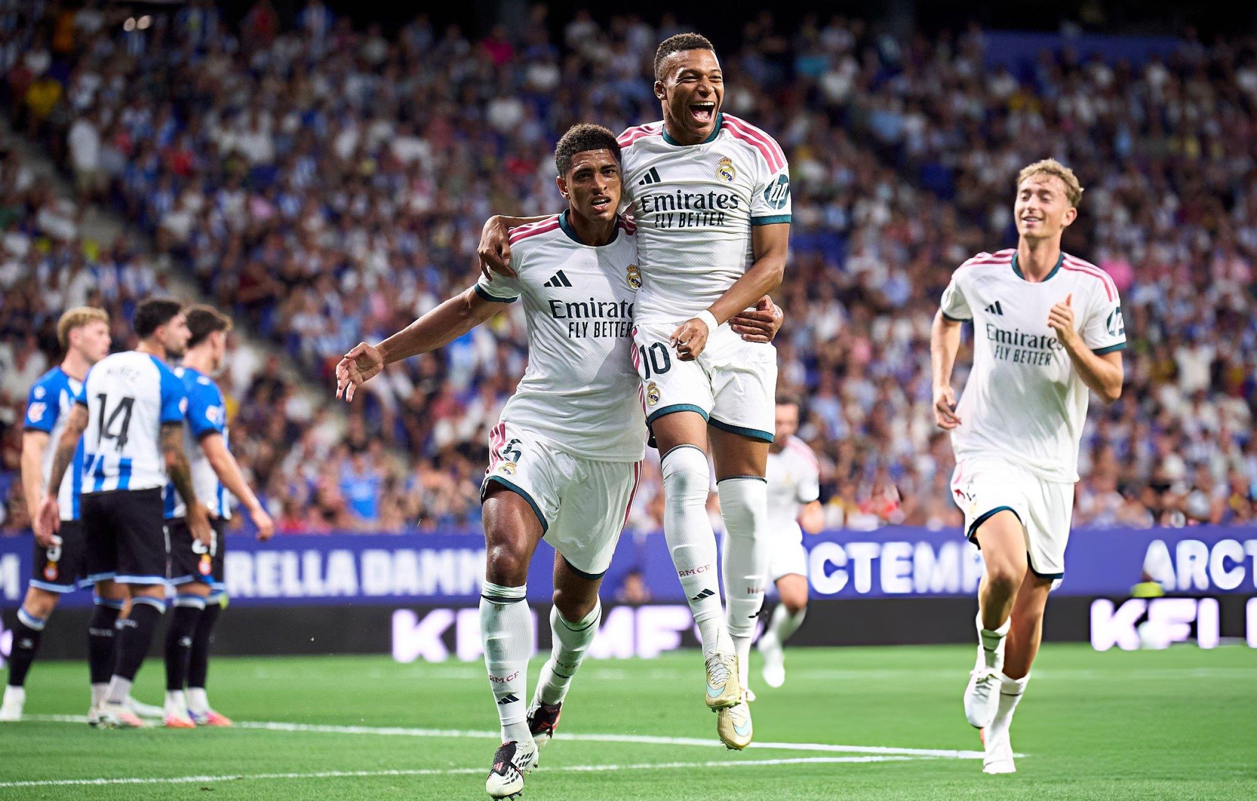 2457x1566 Carlos Espí Delivers Late as Mourinho's Madrid Open La Liga With a Win