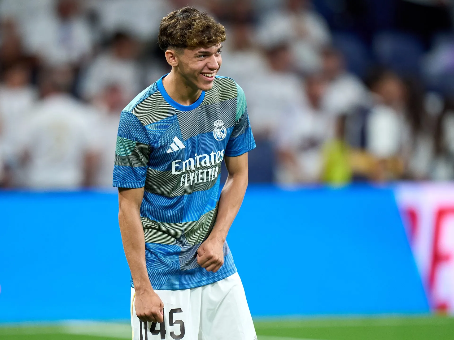 1920x1440 Real Madrid midfield prospect finds himself stuck in a strange situation at club