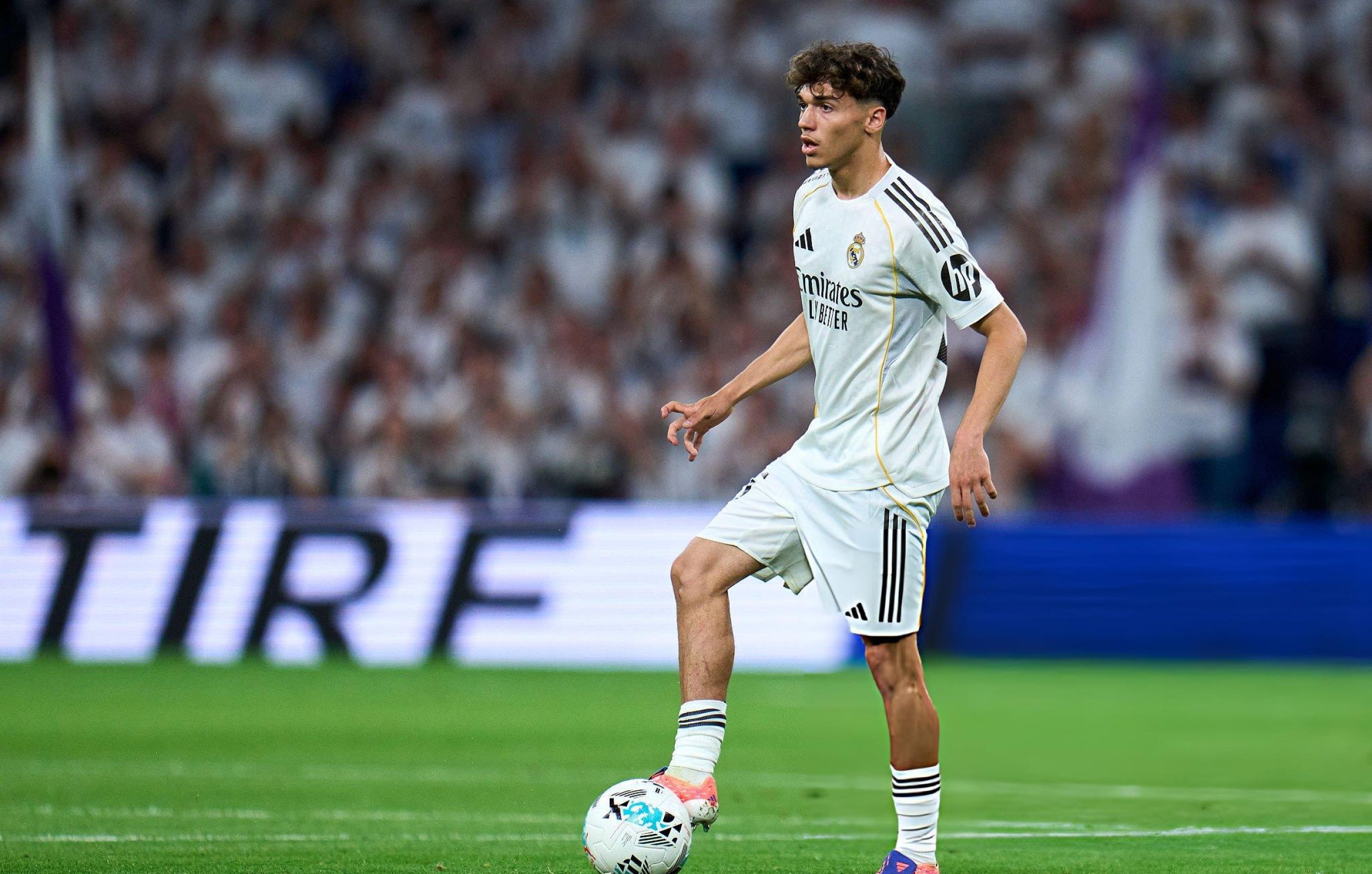 2457x1566 Confirmed: Thiago Pitarch Will Stay with Real Madrid First Team