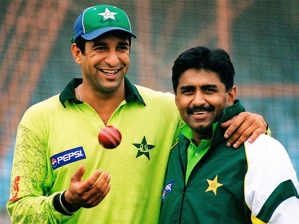 1024x768 Wasim shares hilarious
