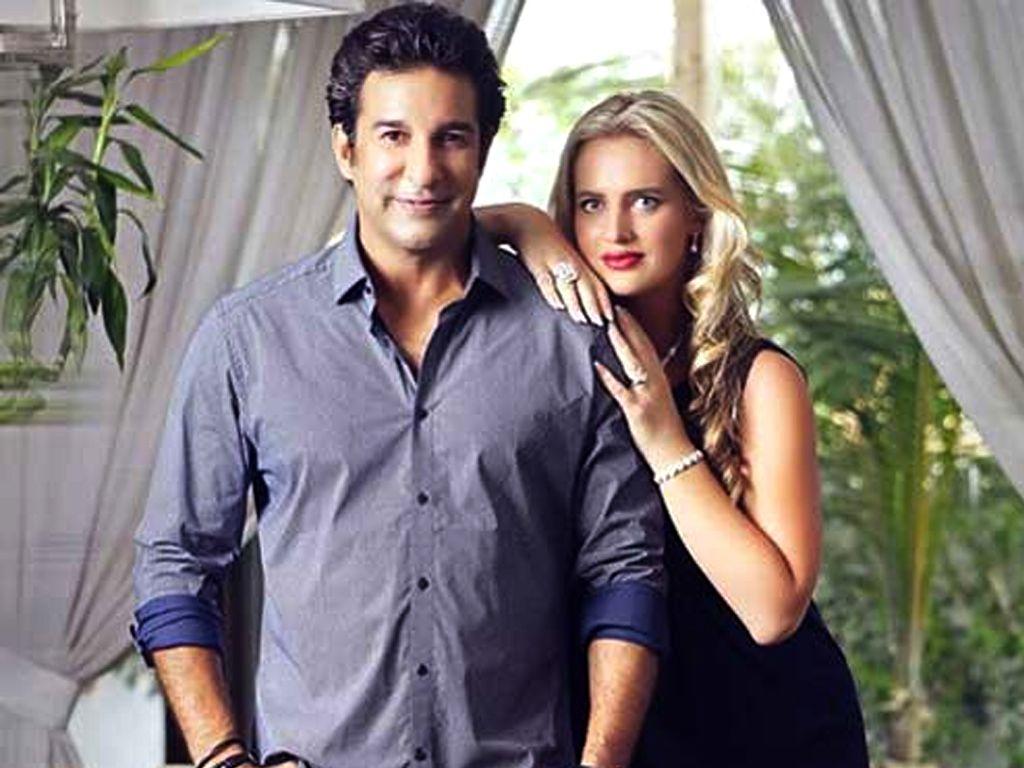 1024x768 Wasim Akram, wife Shaniera to .