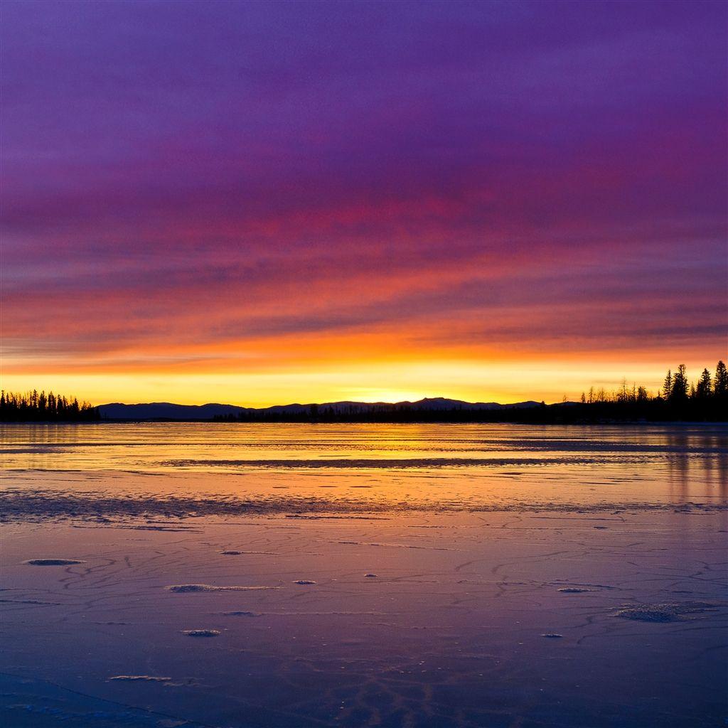 1024x1024 Winter Frozen Lake Sunset Landscape .