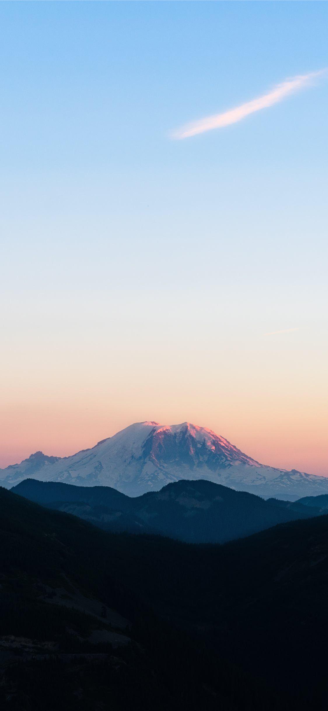 1125x2436 Mountain Rainier National Park WA .