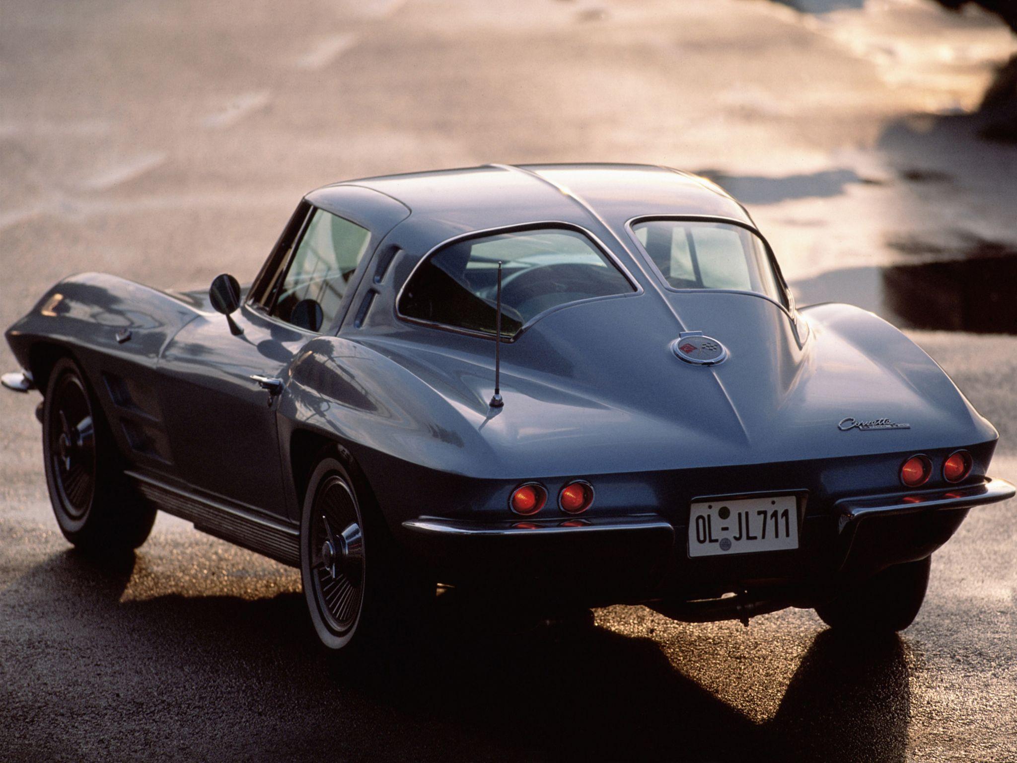 2048x1536 Corvette Sting Ray