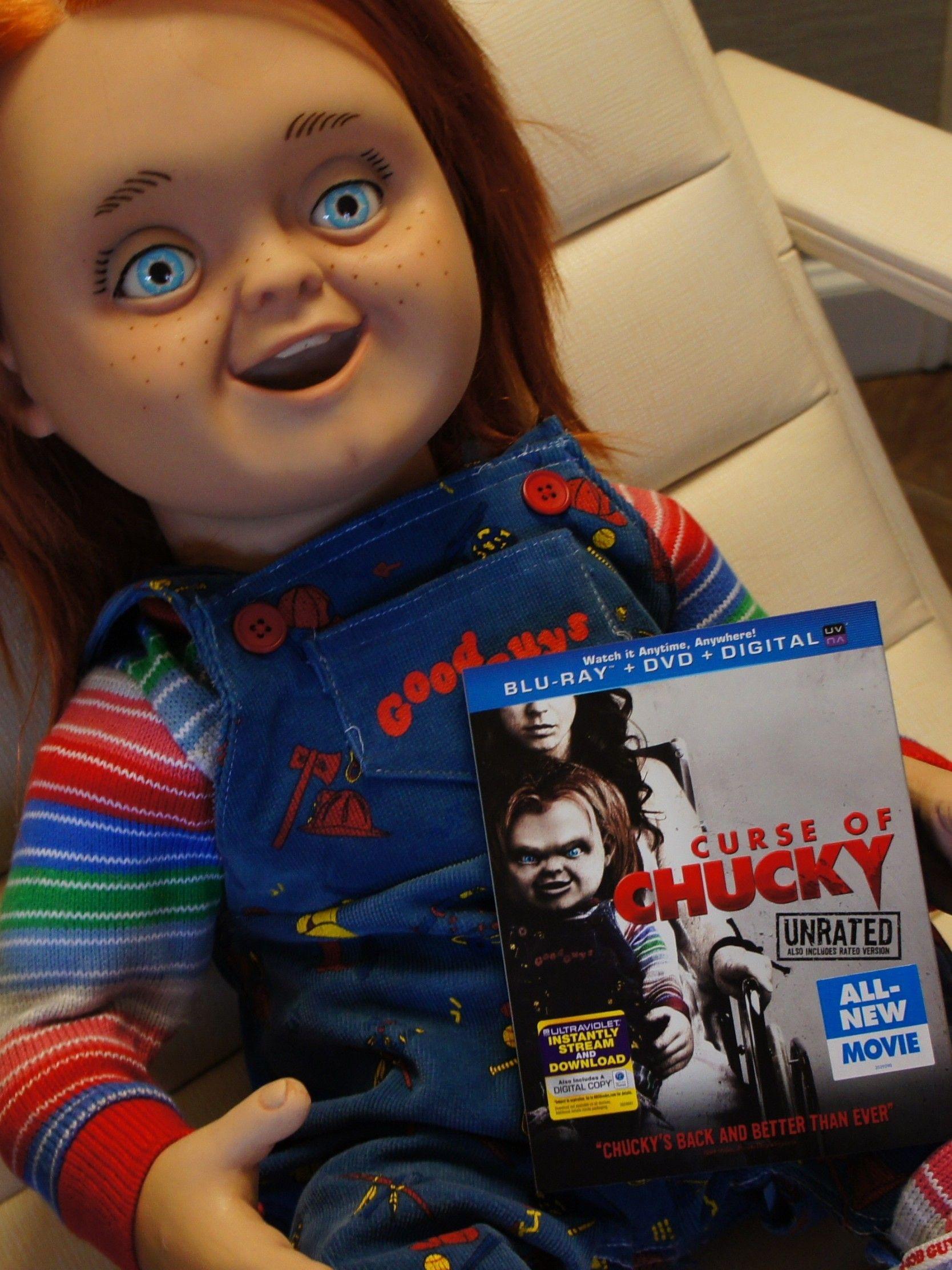 1668x2224 Chucky Doll Wallpaper