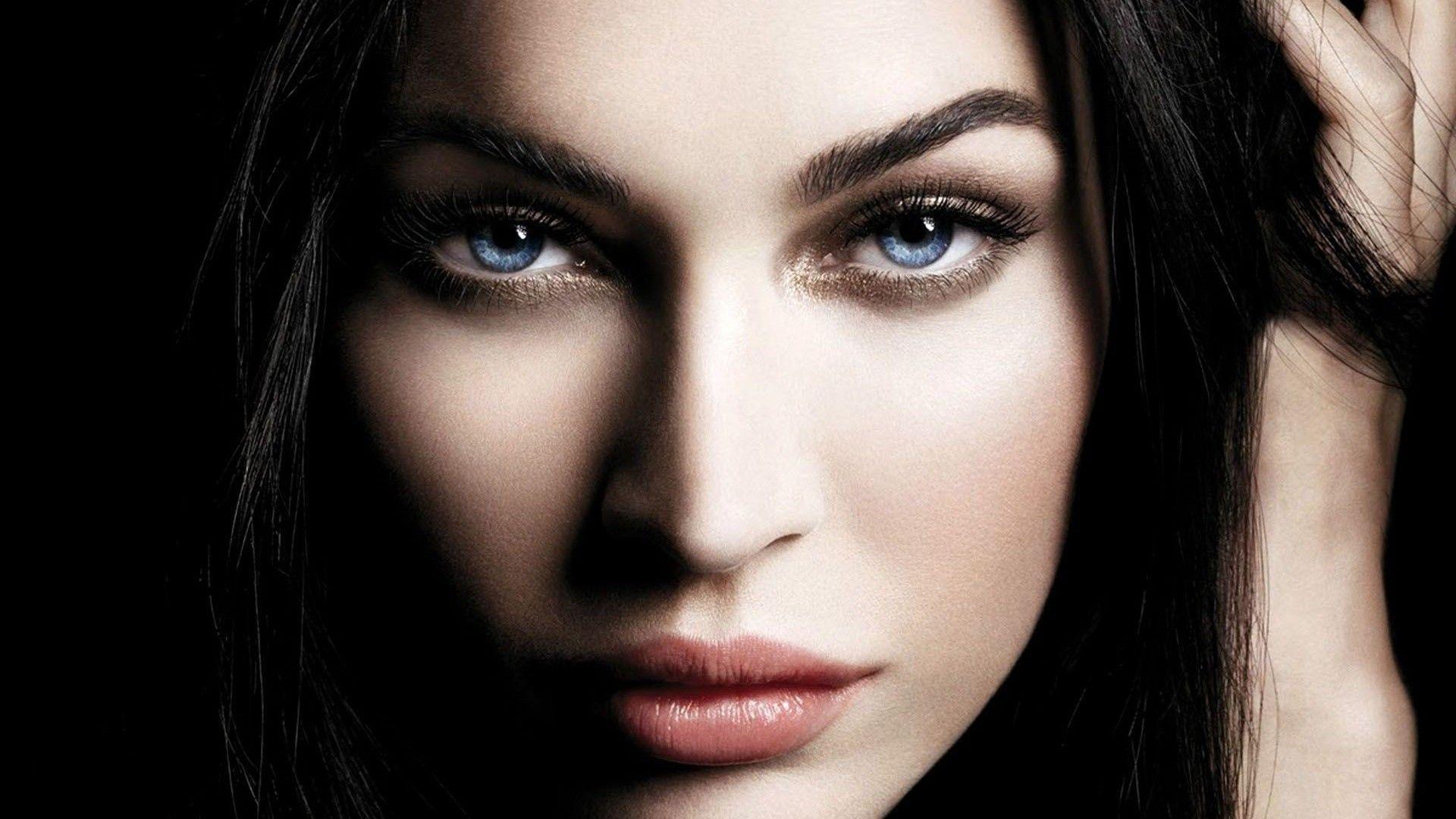 1920x1080 Girl Eyes