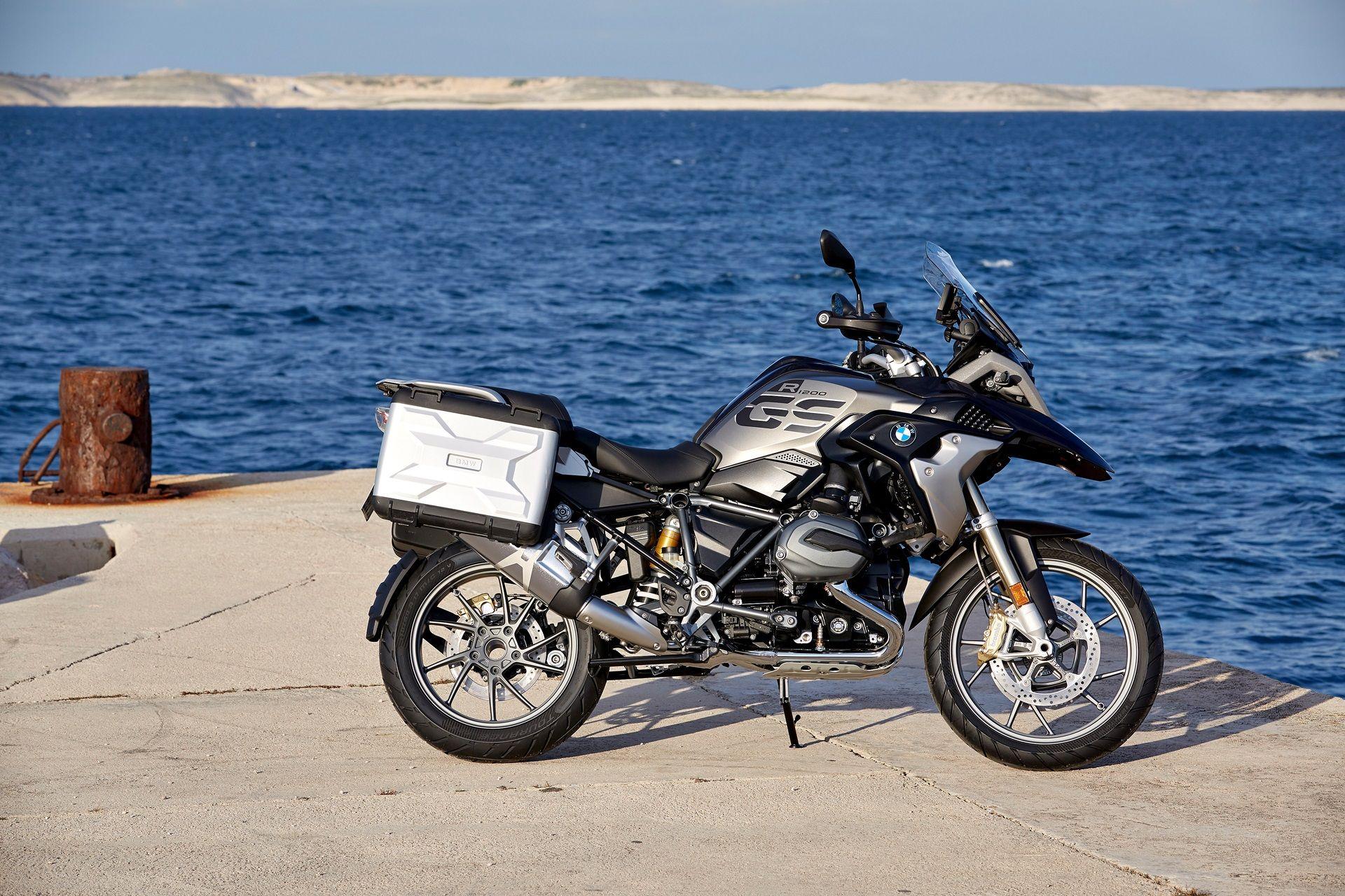 1920x1280 BMW GS