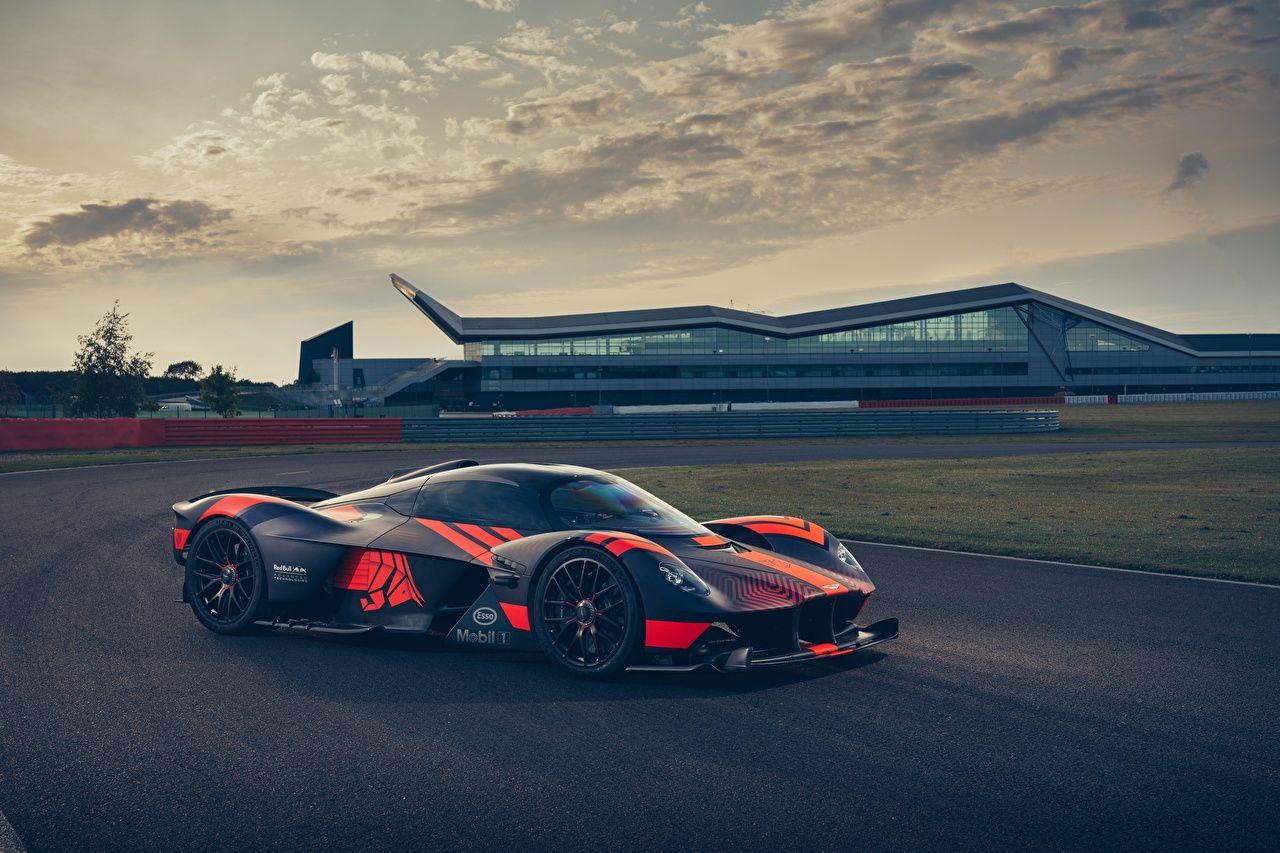1280x853 Desktop Wallpaper Aston Martin .