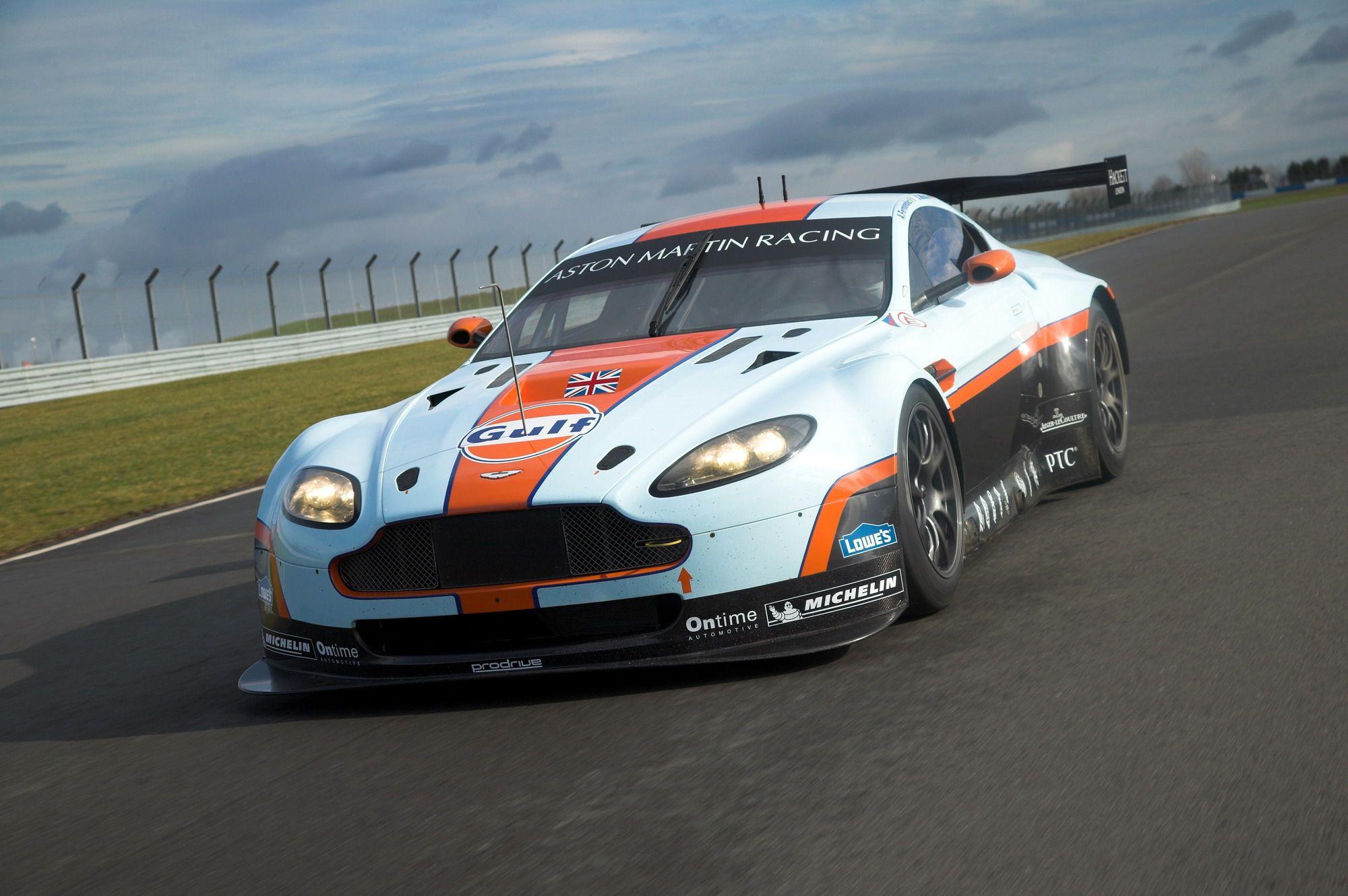 2000x1330 Aston Martin V8 Vantage GTE .