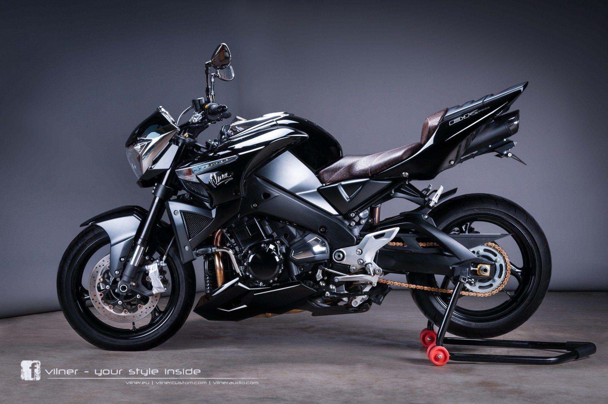 2048x1360 Suzuki B King Motorcycle Accident .