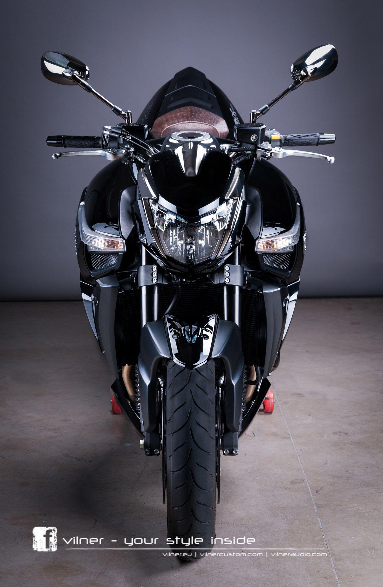 1305x2000 Vilner Suzuki B King 01. Suzuki Bikes .com